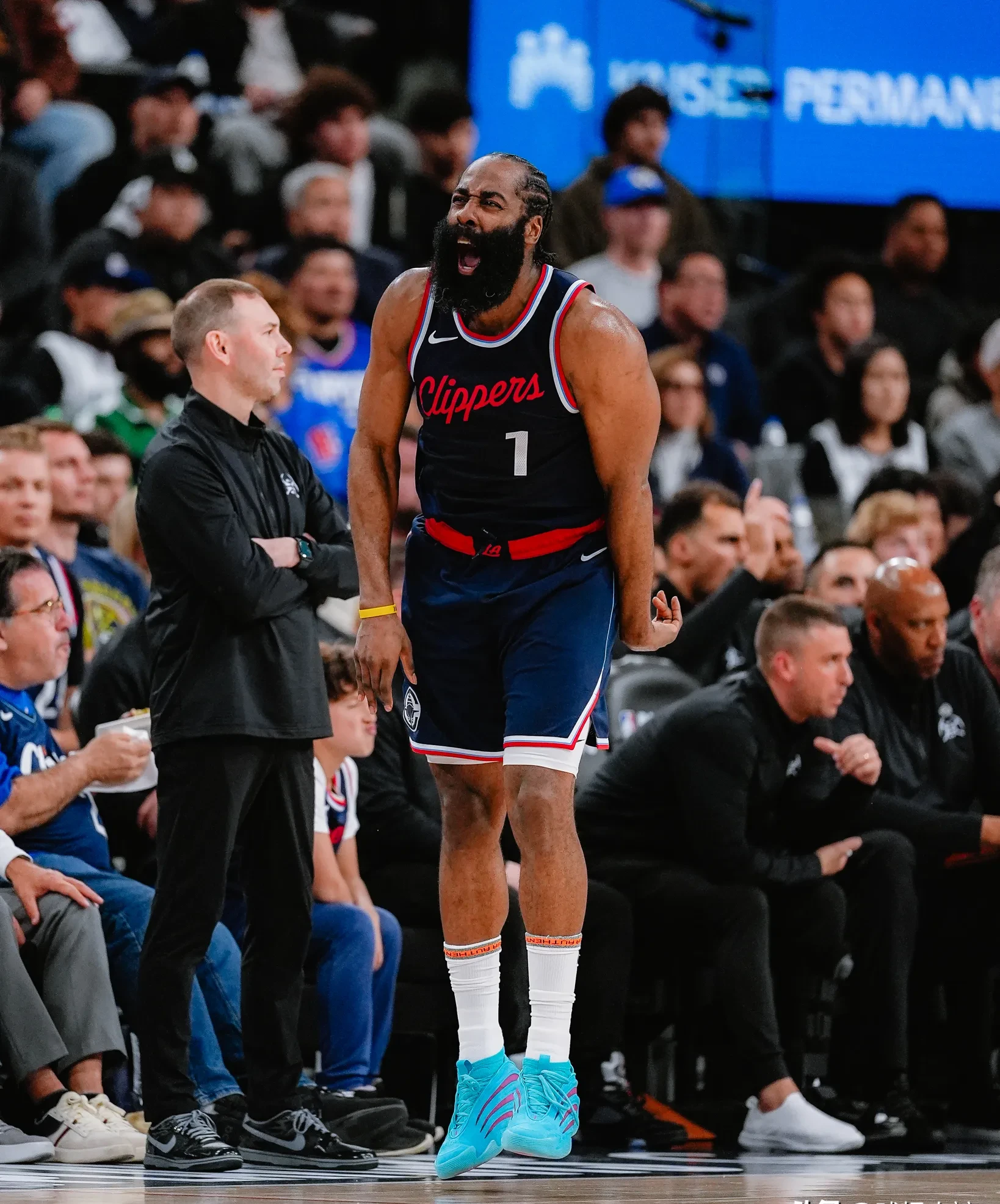 开云电子-热火引发争议！，哈登官方宣布持续失利新规全场沸腾不已-开云电子